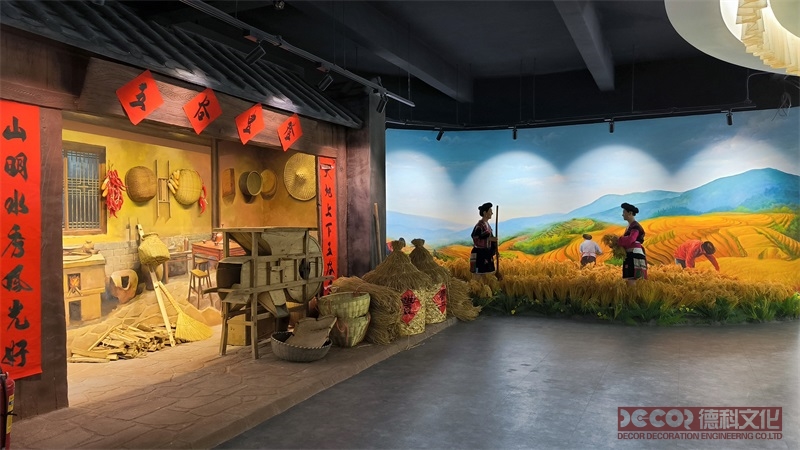 VR展館設(shè)計(jì)中如何展示科學(xué)與技術(shù)的創(chuàng)新成果？